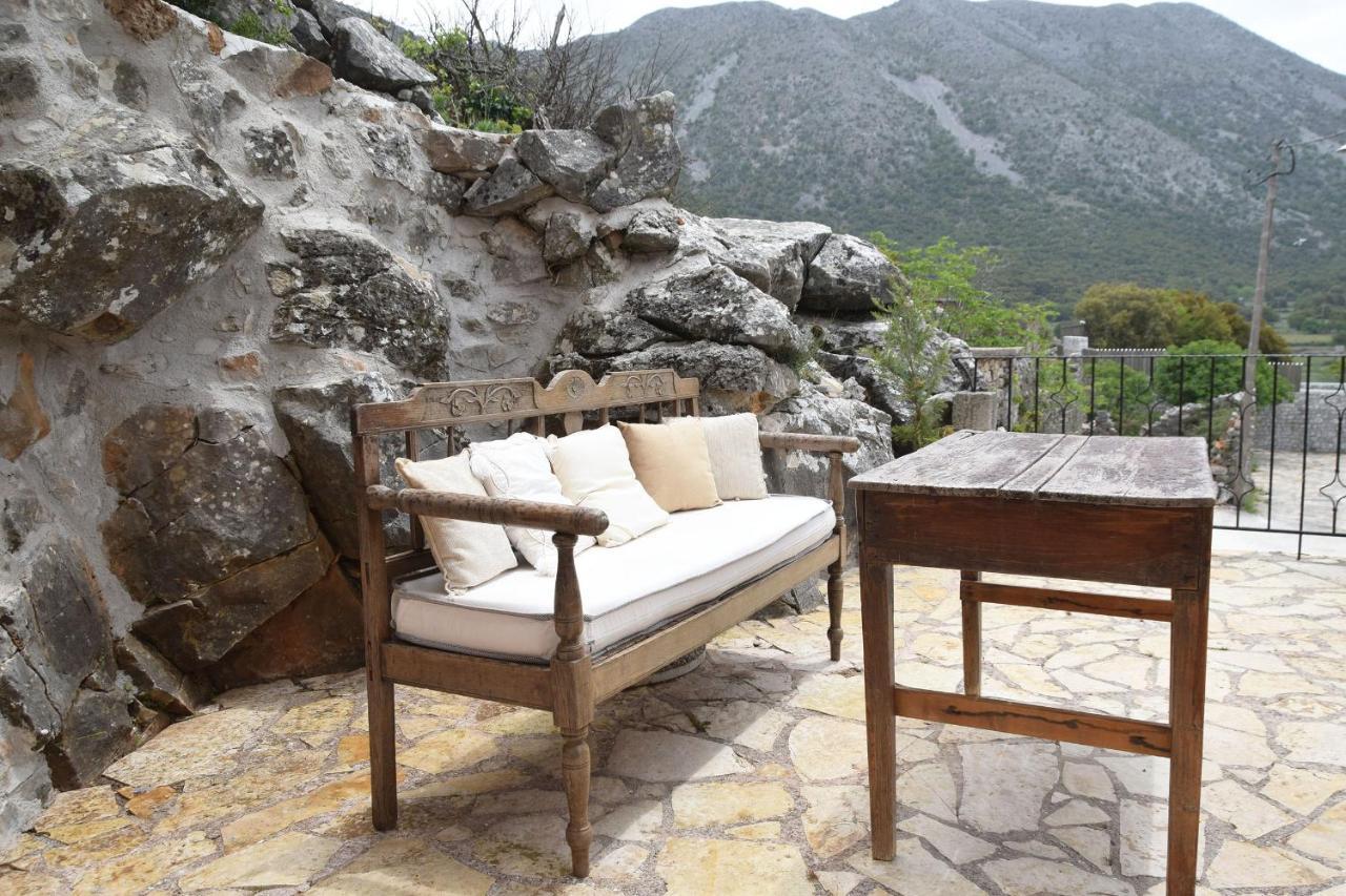 Stone Built Villa Galatia, Poolside & Perfect View Καρές Εξωτερικό φωτογραφία
