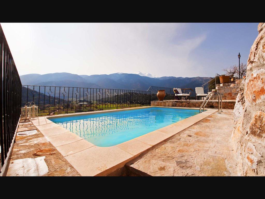 Stone Built Villa Galatia, Poolside & Perfect View Καρές Εξωτερικό φωτογραφία