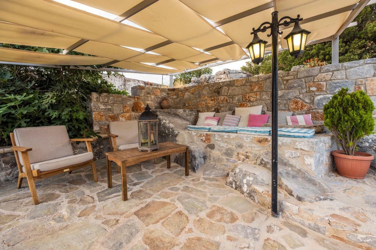 Stone Built Villa Galatia, Poolside & Perfect View Καρές Εξωτερικό φωτογραφία