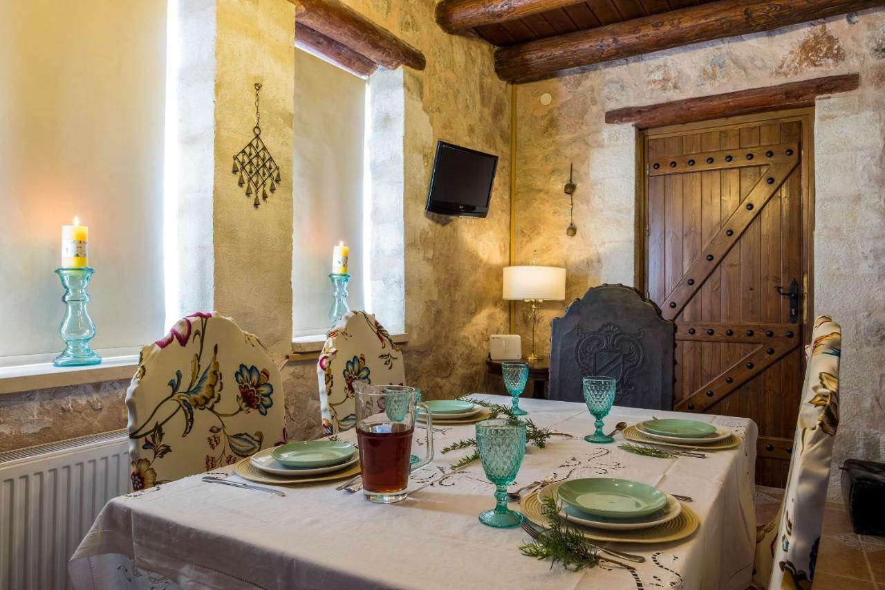 Stone Built Villa Galatia, Poolside & Perfect View Καρές Εξωτερικό φωτογραφία