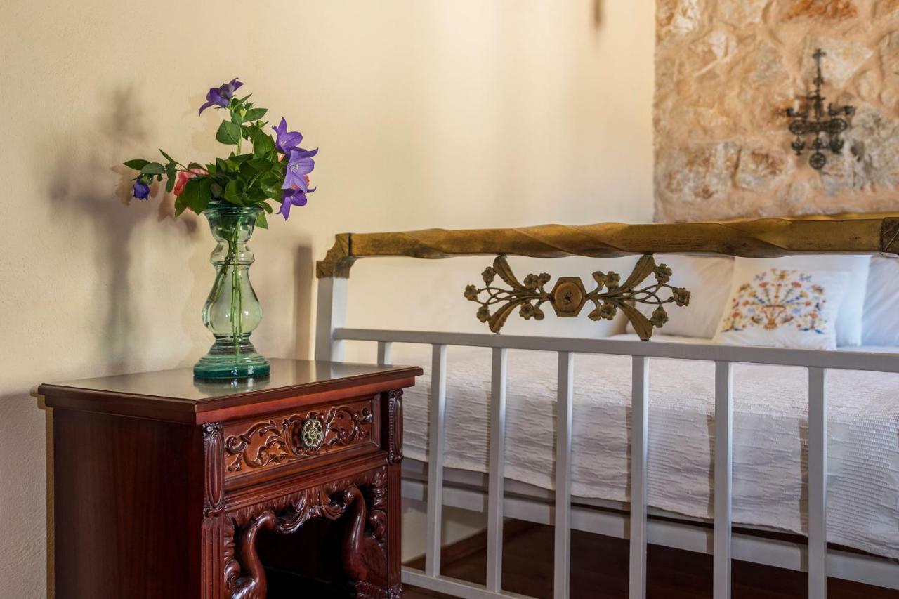 Stone Built Villa Galatia, Poolside & Perfect View Καρές Εξωτερικό φωτογραφία